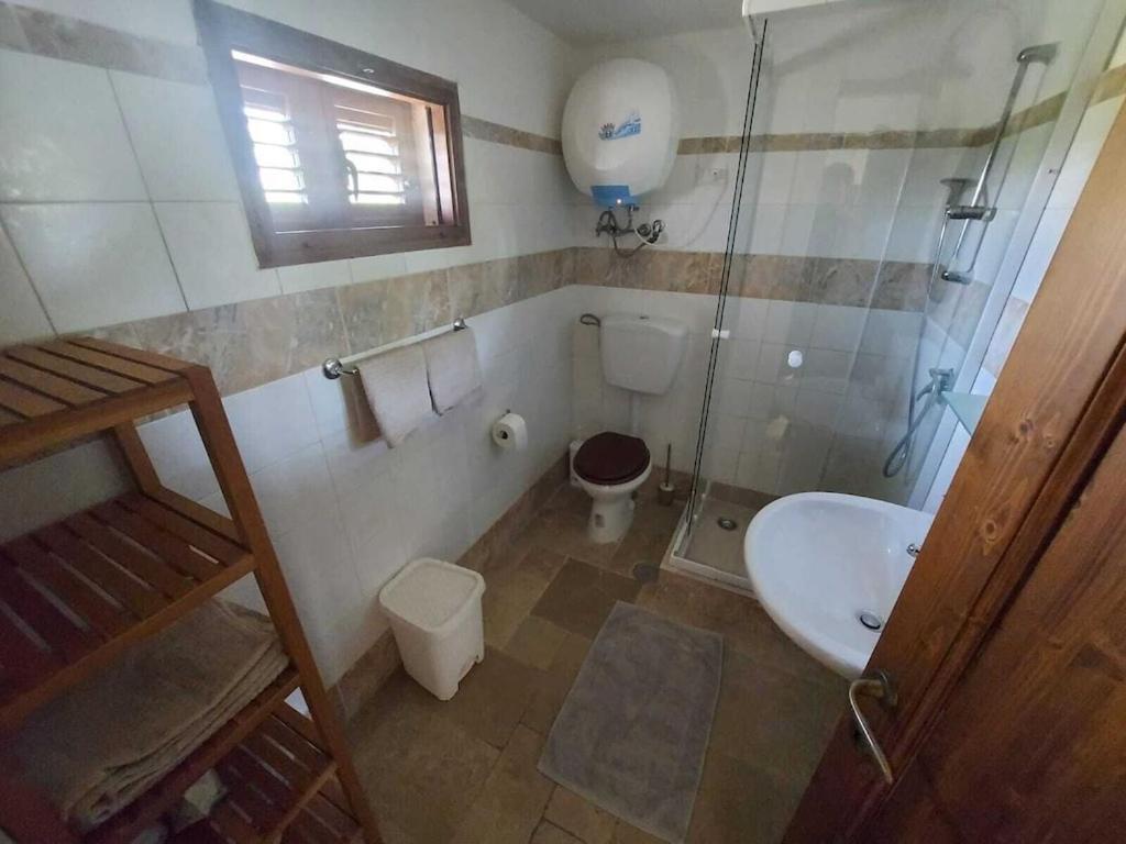 Casa Giuliveto - Charmantes Ferienhaus Mit Privatpool In Olivenhain Ostuni Eksteriør billede