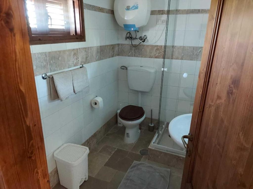 Casa Giuliveto - Charmantes Ferienhaus Mit Privatpool In Olivenhain Ostuni Eksteriør billede